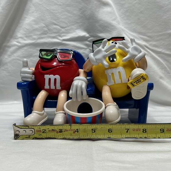M & M candy dispenser - Picture 9 of 9